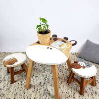 Giraffe Table + 2 Stools Set