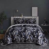 Whimsical Quilted bedspread and pillowcovers set: Add Fun to Your Space - Queen size